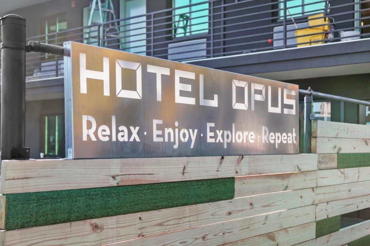 Hotel Opus Bronx Near Bay Plaza Mall New York Luaran gambar