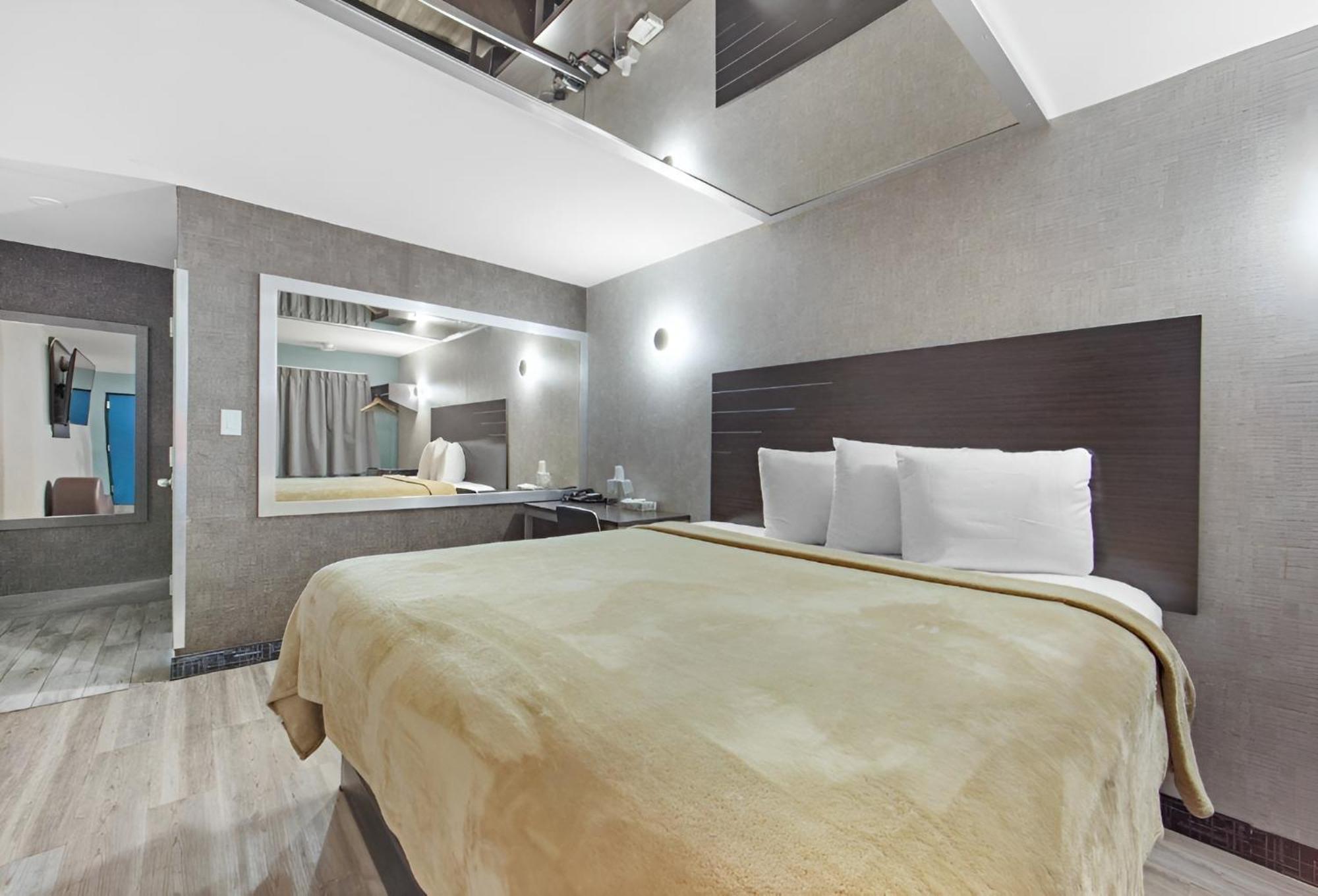 Hotel Opus Bronx Near Bay Plaza Mall New York Luaran gambar